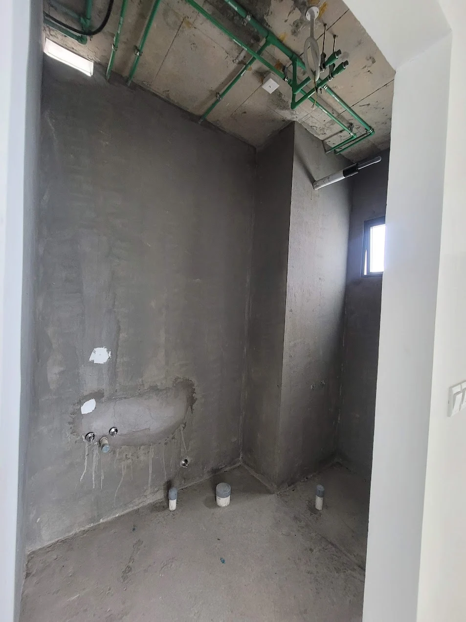 hiện trạng Wc thô The Infiniti